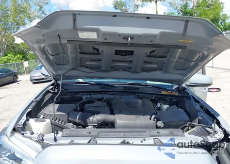 2020 Toyota Tacoma Trd Sport z USA, uszkodzony, nr VIN 3TMAZ5CN0LM137942